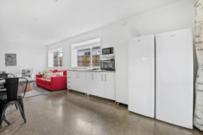 Bright 3-Bedroom Unit with Parking and Kitchenette